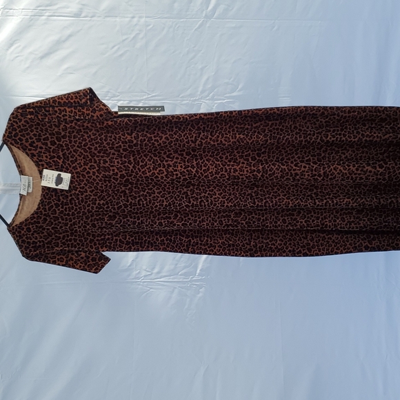 AGB dress Byer Ca., size 12, leopard print - Picture 2 of 4